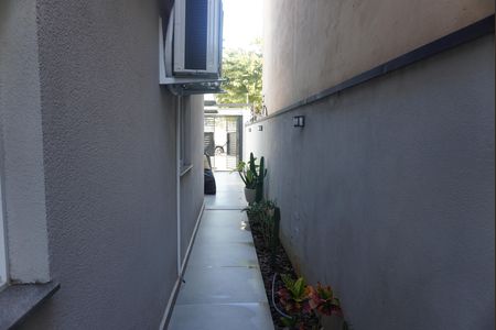 Corredor de casa de condomínio à venda com 3 quartos, 150m² em Alphaville, Santana de Parnaíba