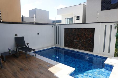 Casa de condomínio à venda com 150m², 3 quartos e 2 vagasPiscina 