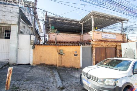 Fachada de casa à venda com 1 quarto, 54m² em Bonsucesso, Rio de Janeiro