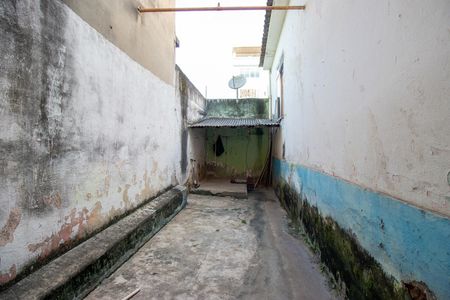 Quintal de casa à venda com 1 quarto, 54m² em Bonsucesso, Rio de Janeiro