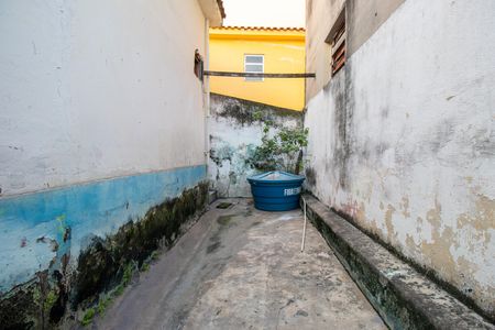 Quintal de casa à venda com 1 quarto, 54m² em Bonsucesso, Rio de Janeiro