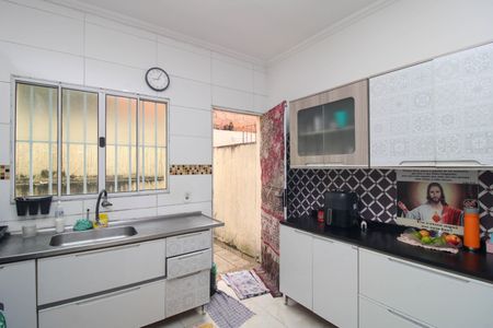 Casa para alugar com 180m², 2 quartos e 5 vagasCozinha 