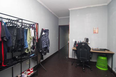 Casa para alugar com 180m², 2 quartos e 5 vagasSuíte 