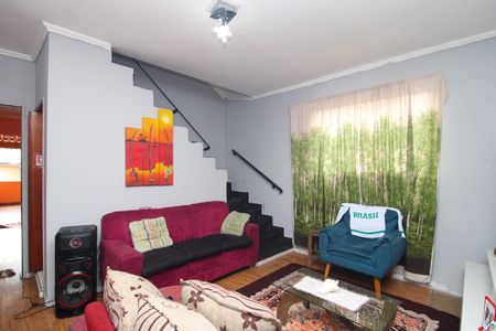 Casa para alugar com 180m², 2 quartos e 5 vagasSala