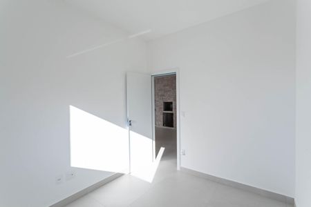 Apartamento à venda com 179m², 3 quartos e 2 vagas Apartamento à venda com 179m², 3 quartos e 2 vagasQuarto 2