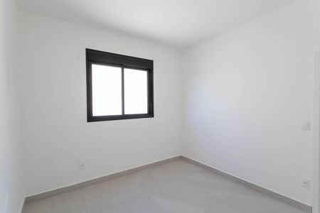 Apartamento à venda com 179m², 3 quartos e 2 vagas Apartamento à venda com 179m², 3 quartos e 2 vagasQuarto 1