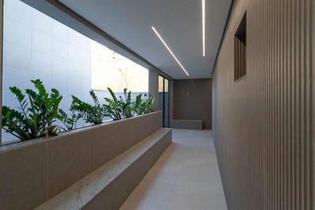 Apartamento à venda com 179m², 3 quartos e 2 vagas Apartamento à venda com 179m², 3 quartos e 2 vagasHall social