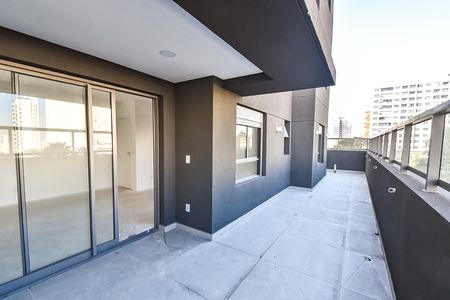Apartamento à venda com 113m², 2 quartos e 1 vaga Apartamento à venda com 113m², 2 quartos e 1 vagaVaranda