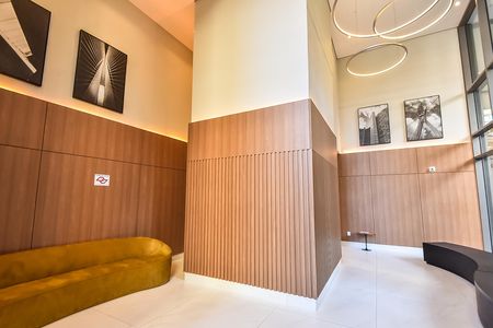 Apartamento à venda com 113m², 2 quartos e 1 vaga Apartamento à venda com 113m², 2 quartos e 1 vagaHall de entrada