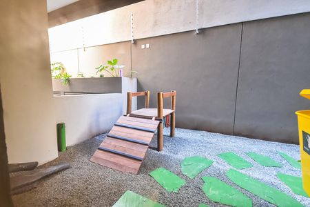 Apartamento à venda com 113m², 2 quartos e 1 vaga Apartamento à venda com 113m², 2 quartos e 1 vagaÁrea comum - Playground