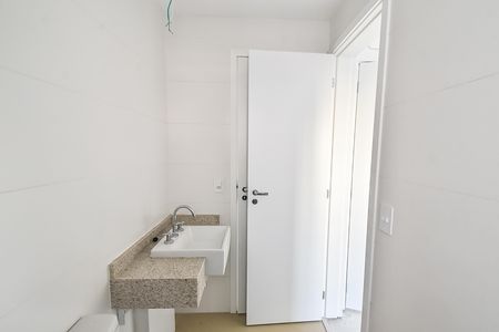 Apartamento à venda com 113m², 2 quartos e 1 vaga Apartamento à venda com 113m², 2 quartos e 1 vagaBanheiro