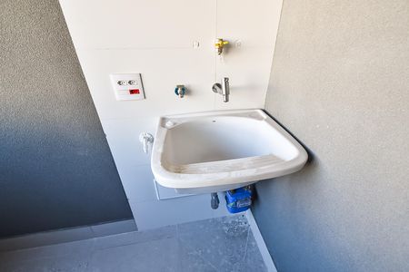 Apartamento à venda com 113m², 2 quartos e 1 vaga Apartamento à venda com 113m², 2 quartos e 1 vagaÁrea de serviço