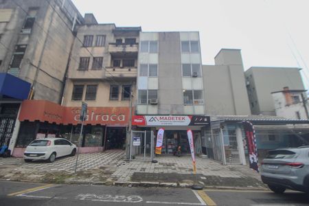 Studio para alugar com 28m², 1 quarto e sem vaga Studio para alugar com 28m², 1 quarto e sem vagaFachada