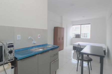 Studio para alugar com 28m², 1 quarto e sem vaga Studio para alugar com 28m², 1 quarto e sem vagakitnet