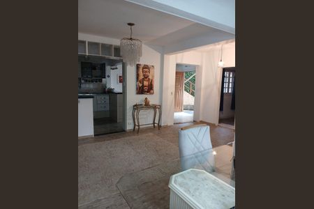 Apartamento para alugar com 207m², 3 quartos e 4 vagas Apartamento para alugar com 207m², 3 quartos e 4 vagasSala de Jantar