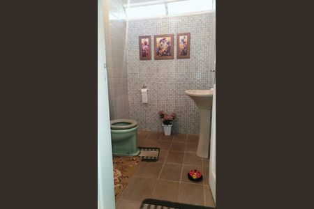 Apartamento para alugar com 207m², 3 quartos e 4 vagas Apartamento para alugar com 207m², 3 quartos e 4 vagasBanheiro