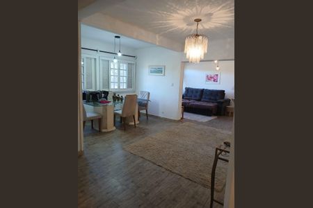 Apartamento para alugar com 207m², 3 quartos e 4 vagas Apartamento para alugar com 207m², 3 quartos e 4 vagasSala de Jantar
