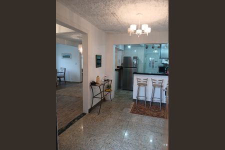 Apartamento para alugar com 207m², 3 quartos e 4 vagas Apartamento para alugar com 207m², 3 quartos e 4 vagasCozinha