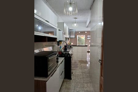 Apartamento para alugar com 207m², 3 quartos e 4 vagas Apartamento para alugar com 207m², 3 quartos e 4 vagasCozinha