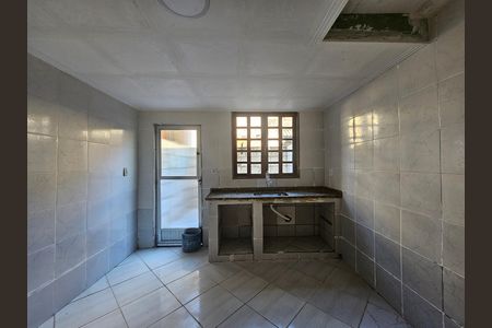 Casa para alugar com 100m², 2 quartos e 1 vaga Casa para alugar com 100m², 2 quartos e 1 vagaCozinha