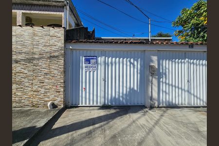 Fachada de casa para alugar com 2 quartos, 100m² em Anchieta, Nilópolis