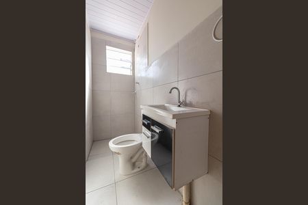 Banheiro de casa para alugar com 1 quarto, 30m² em Vila Nhocuné, São Paulo