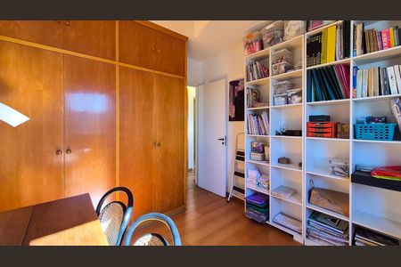 Apartamento para alugar com 107m², 3 quartos e 2 vagas Apartamento para alugar com 107m², 3 quartos e 2 vagasquarto 2