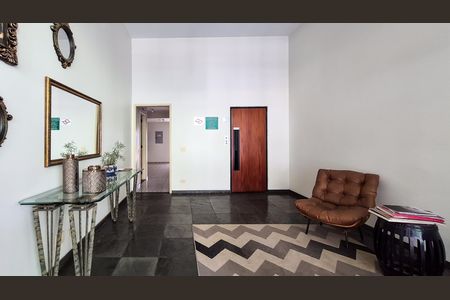 Apartamento para alugar com 107m², 3 quartos e 2 vagas Apartamento para alugar com 107m², 3 quartos e 2 vagasHall de entrada