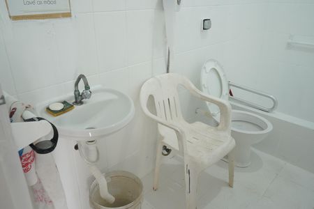 Banheiro de casa à venda com 2 quartos, 100m² em Penha de França, São Paulo
