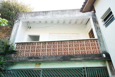 Fachada de casa à venda com 2 quartos, 100m² em Penha de França, São Paulo