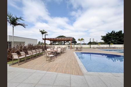 Apartamento à venda com 100m², 3 quartos e 2 vagas Apartamento à venda com 100m², 3 quartos e 2 vagasÁrea comum - Piscina