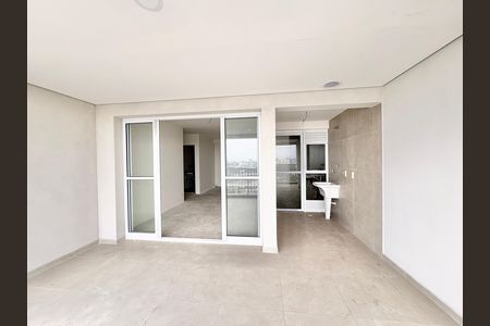 Apartamento à venda com 100m², 3 quartos e 2 vagas Apartamento à venda com 100m², 3 quartos e 2 vagasVaranda