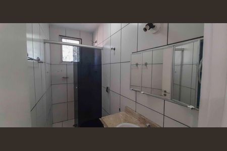 Banheiro de apartamento para alugar com 3 quartos, 77m² em Rio Pequeno, São Paulo