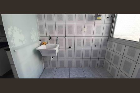 Área de Serviço de apartamento para alugar com 3 quartos, 77m² em Rio Pequeno, São Paulo