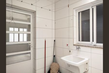 Casa de condomínio para alugar com 146m², 3 quartos e 2 vagas Casa de condomínio para alugar com 146m², 3 quartos e 2 vagasÁrea de serviço