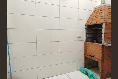 Casa de condomínio para alugar com 146m², 3 quartos e 2 vagas Casa de condomínio para alugar com 146m², 3 quartos e 2 vagasChurrasqueira