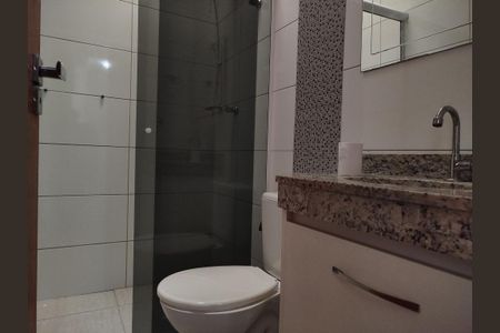 Casa de condomínio para alugar com 146m², 3 quartos e 2 vagas Casa de condomínio para alugar com 146m², 3 quartos e 2 vagasBanheiro 2