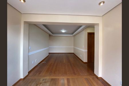 Apartamento para alugar com 72m², 2 quartos e 1 vaga