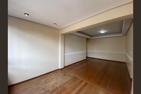 Apartamento para alugar com 72m², 2 quartos e 1 vaga