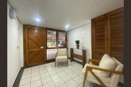 Apartamento para alugar com 72m², 2 quartos e 1 vaga