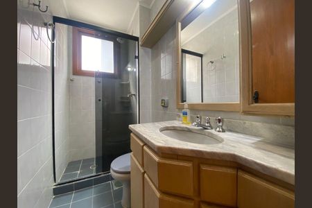 Apartamento para alugar com 72m², 2 quartos e 1 vaga