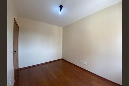 Apartamento para alugar com 72m², 2 quartos e 1 vaga
