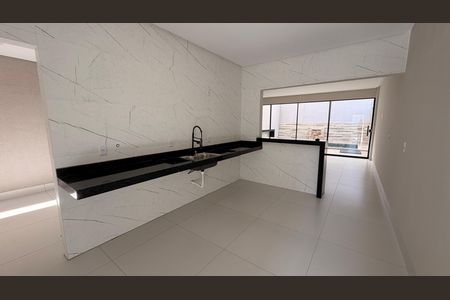 Casa para alugar com 180m², 3 quartos e 3 vagas Casa para alugar com 180m², 3 quartos e 3 vagasCozinha