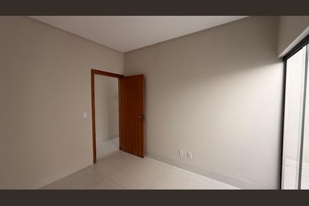 Casa para alugar com 180m², 3 quartos e 3 vagas Casa para alugar com 180m², 3 quartos e 3 vagasSuíte 2