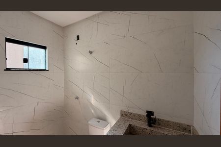 Casa para alugar com 180m², 3 quartos e 3 vagas Casa para alugar com 180m², 3 quartos e 3 vagasBanheiro da Suíte 1