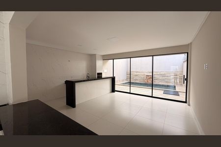 Casa para alugar com 180m², 3 quartos e 3 vagas Casa para alugar com 180m², 3 quartos e 3 vagasChurrasqueira