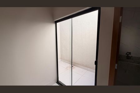 Casa para alugar com 180m², 3 quartos e 3 vagas Casa para alugar com 180m², 3 quartos e 3 vagasSuíte 2