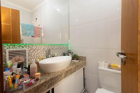Casa de condomínio à venda com 298m², 4 quartos e 3 vagas Casa de condomínio à venda com 298m², 4 quartos e 3 vagasBanheiro da Suíte 4