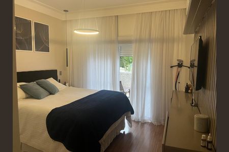 Casa de condomínio à venda com 298m², 4 quartos e 3 vagasQuarto