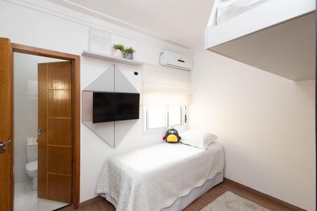 Casa de condomínio à venda com 298m², 4 quartos e 3 vagas Casa de condomínio à venda com 298m², 4 quartos e 3 vagasSuíte 4